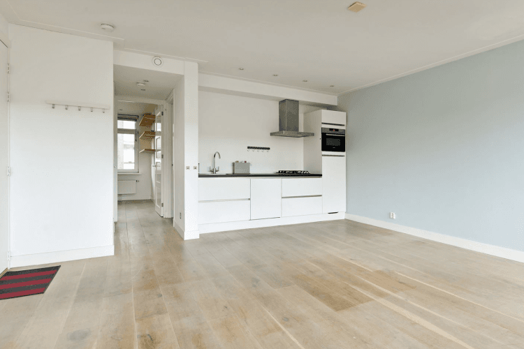 1-Amstelkade-21-2-Den-Uyl-Real-Estate-Makelaar-Amsterdam-Den-Haag