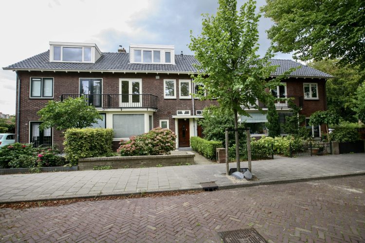 1-Eksterstraat-24-Den-Uyl-Real-Estate-Makelaar-Amsterdam-Den-Haag