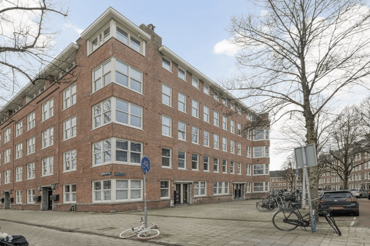 1-Jasper-Leijnsenstraat-3-2-Den-Uyl-Real-Estate-Makelaar-Amsterdam-Den-Haag