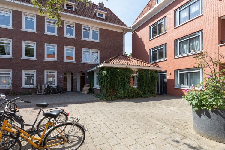 1-Juliana-van-Stolbergstraat-24-2-Den-Uyl-Real-Estate-Makelaar-Amsterdam-Den-Haag