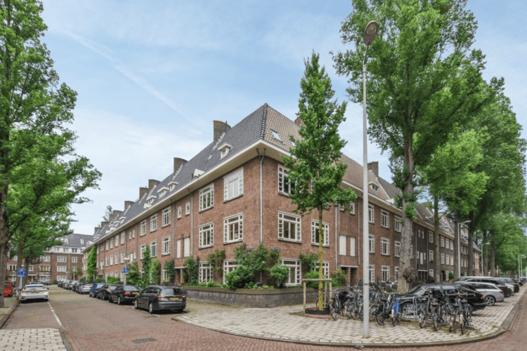 1-Leonardostraat-11-1-Den-Uyl-Real-Estate-Makelaar-Amsterdam-Den-Haag