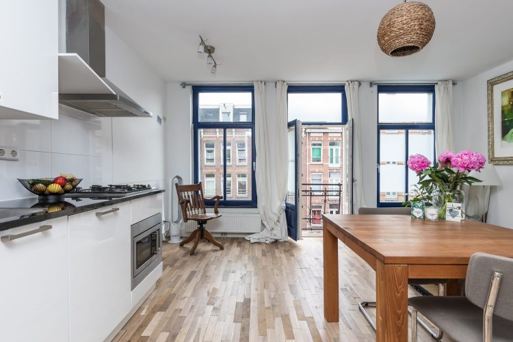 1-Ruyschstraat-97-D-Den-Uyl-Real-Estate-Makelaar-Amsterdam-Den-Haag