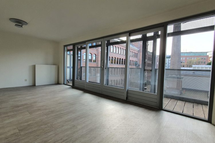 1-Uilenburgerwerf-24-Den-Uyl-Real-Estate-Makelaar-Amsterdam-Den-Haag