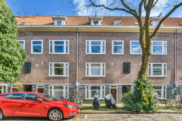 2-Bonairestraat-68-2-Den-Uyl-Real-Estate-Makelaar-Amsterdam-Den-Haag