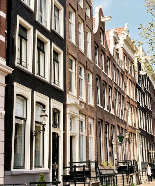 6-Den-Uyl-Real-Estate-Makelaar-Amsterdam-Den-Haag